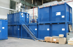 Storage tank containers