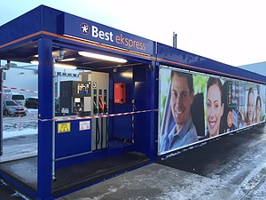 Contenedor de gasolinera Krampitz en la ciudad de Tromso (3)