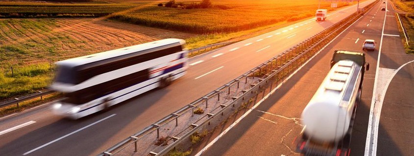 Systèmes de conteneurs-citernes pour les compagnies de bus longue distance