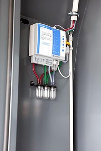 Système de réservoir haute sécurité avec système de purification du carburant