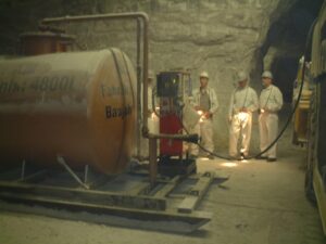 contenedor cisterna de elevación con gancho para minería (17)